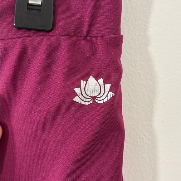 Pink “Snoga” athletic skirt, size XS. - Picture 2 of 3